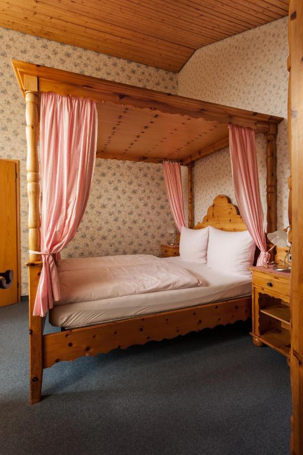 Bergseele Privat- & Retreathotel Schwarzwald トートナウベルク エクステリア 写真