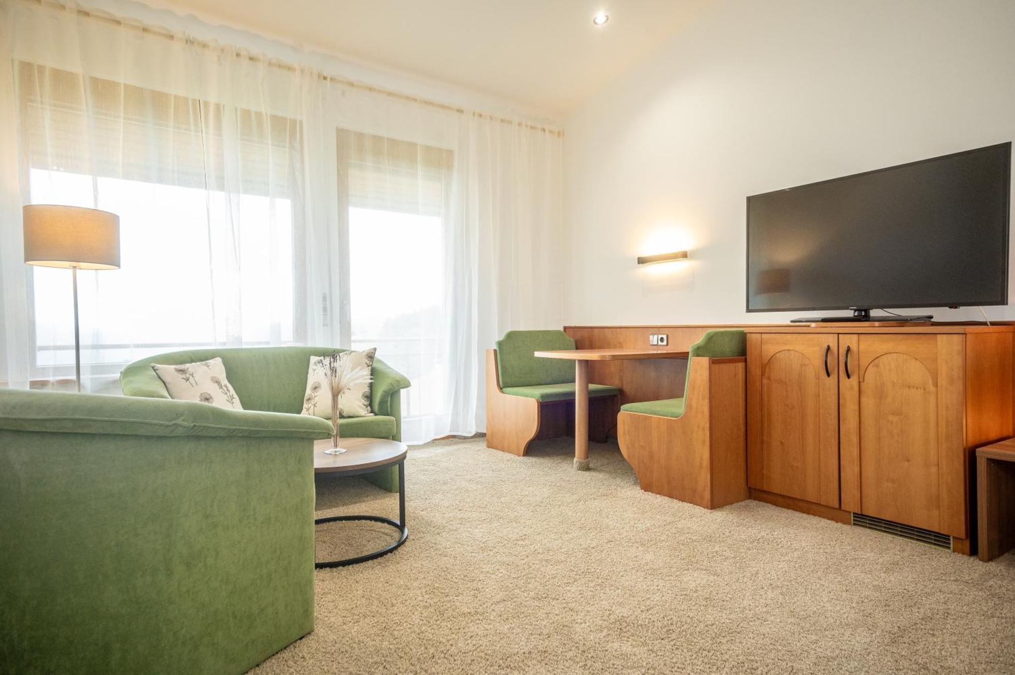 Bergseele Privat- & Retreathotel Schwarzwald トートナウベルク エクステリア 写真